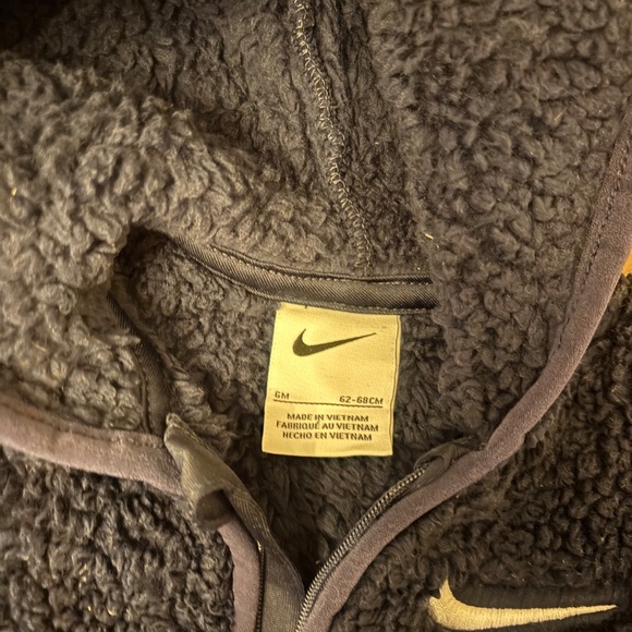 Nike Fleece Bunting Suit (size 6m) - Picture 2 of 2